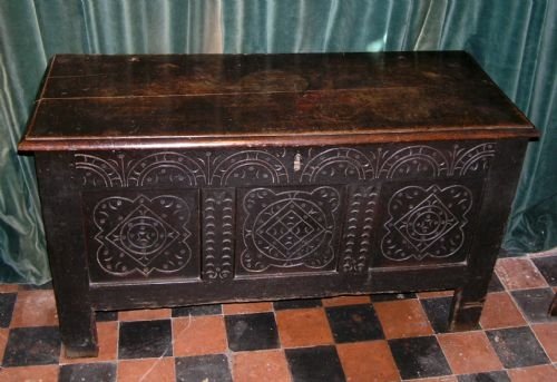 Original 17th Cent Oak Coffer